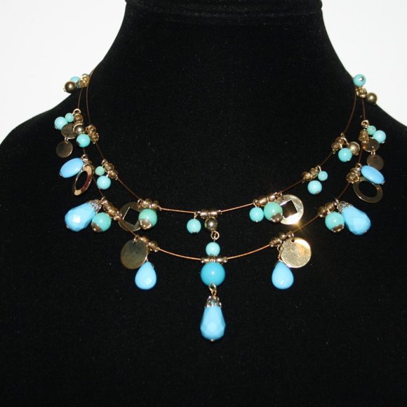 Beautiful gold and turquoise wire necklace 16"